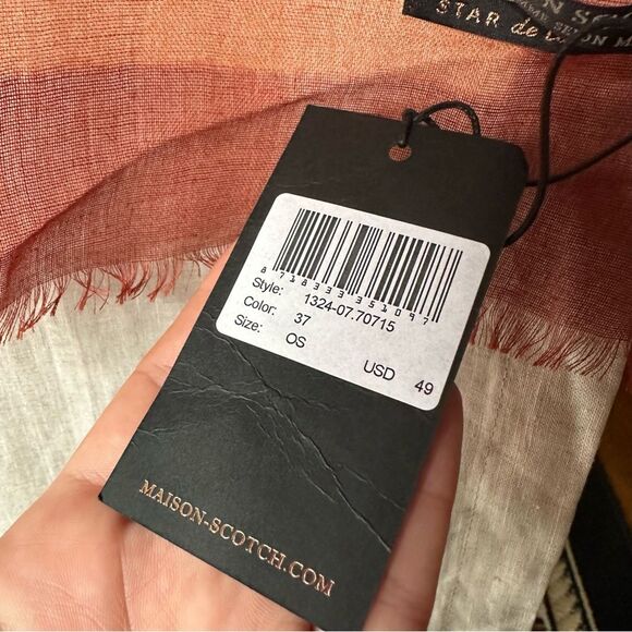 Maison Scotch La femme Selon Marie Summer Scarf - Picture 6 of 9